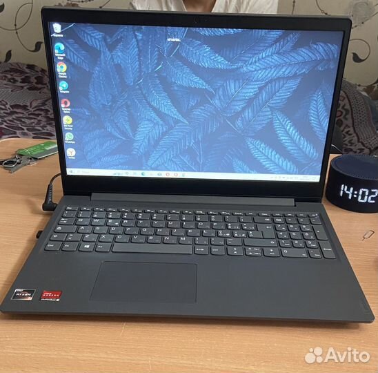 Ноутбук lenovo