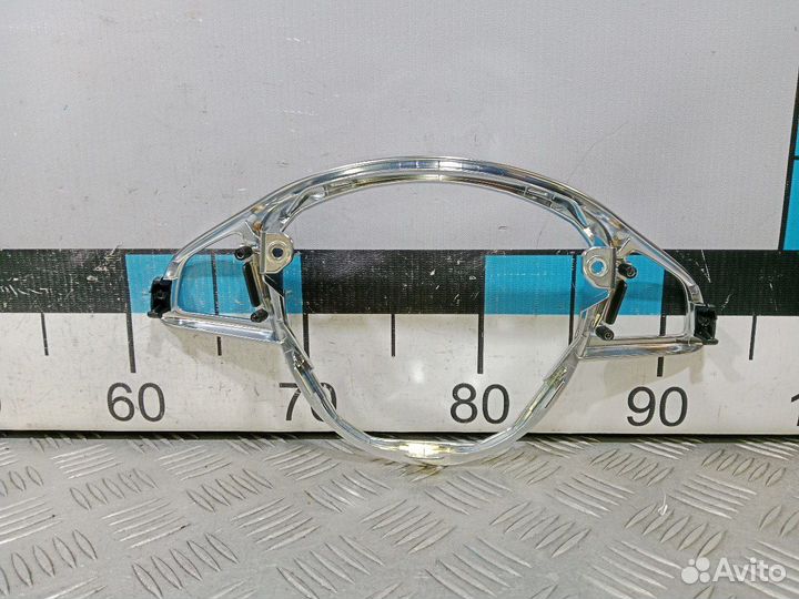 Б/У Накладка руля центральная#002