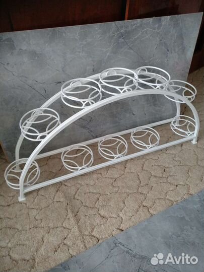 Подставка для цветов (для фиалок)