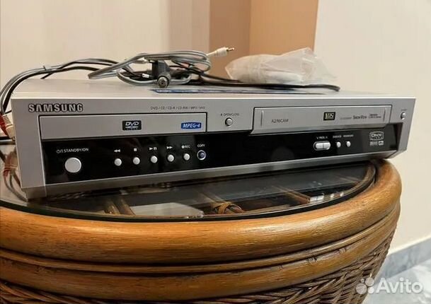 DVD/CD/VHS проигрыватель Samsung SV-DVD645