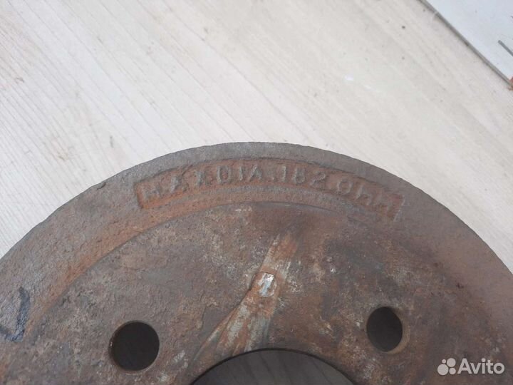 Барабан тормозной Mitsubishi Lancer 7