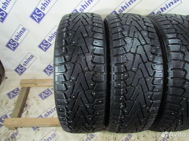 Pirelli Ice Zero 215/65 R17 97P