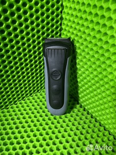 Бритва электрическая Braun 3 series