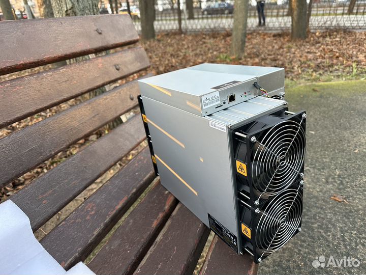 Асик Antminer S19 95th