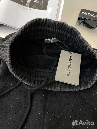 Трикотажные шорты Balenciaga