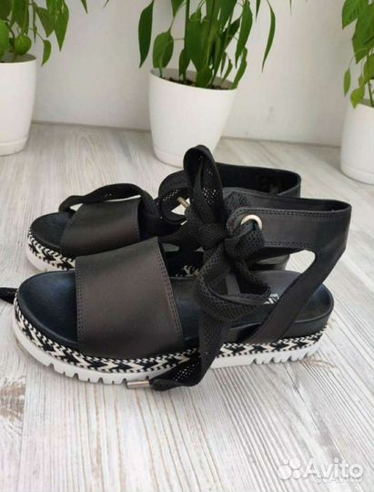 Новые итальянские босоножки 37