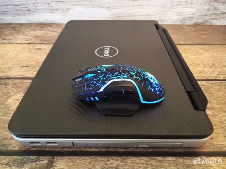 Ноутбук игровой 8 гиговой на Intel i3 Dell