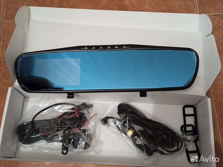 Автозеркало-Видеорегистратор