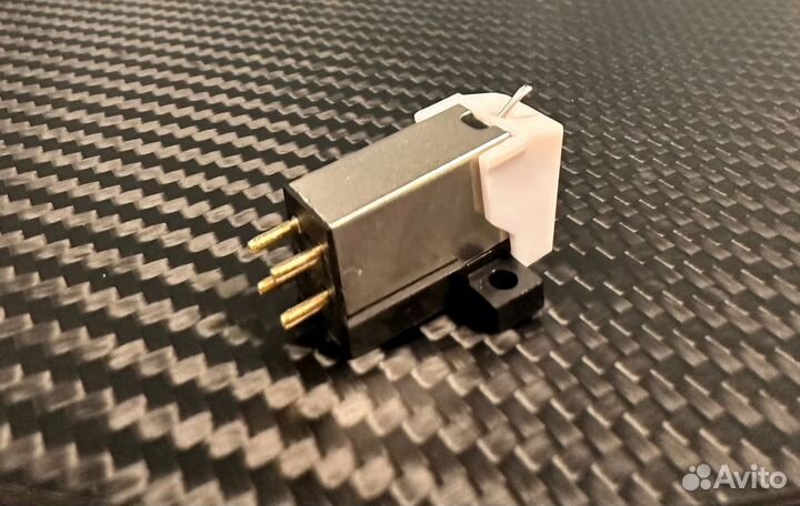 Головка звукоснимателя Bum -01