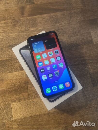 iPhone Xr, 128 ГБ