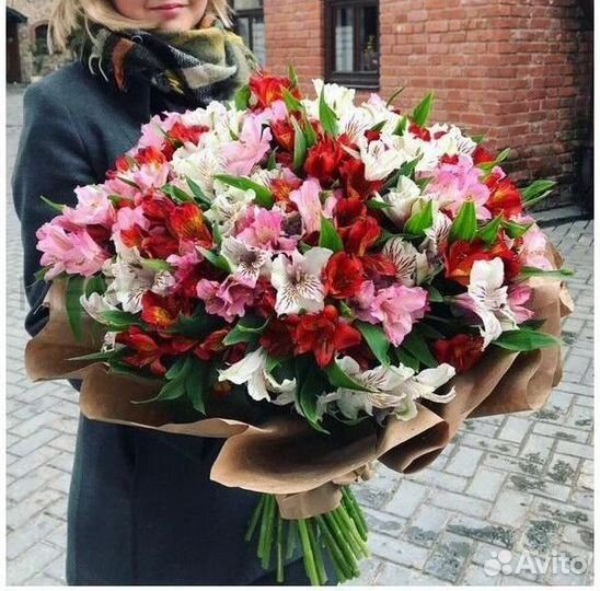 Букет альстромерий