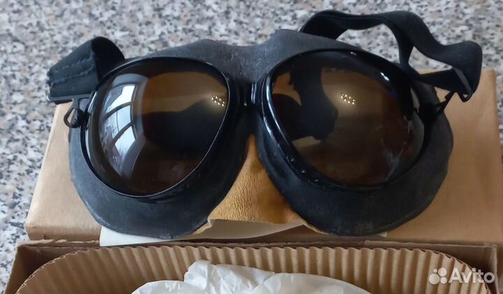 Очки защитные стекло