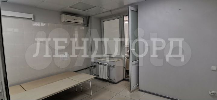 Сдам офисное помещение, 300.4 м²