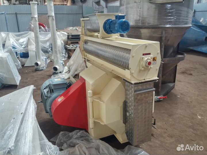 Гранулятор для комбикорма