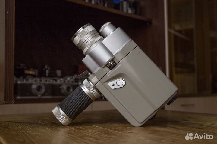 Редкая кинокамера Minolta auto zoom 8