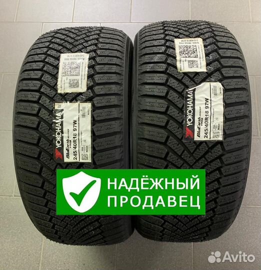 Yokohama BluEarth Winter V906 245/40 R18 97W