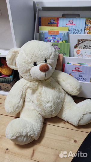 Плюшевый медведь