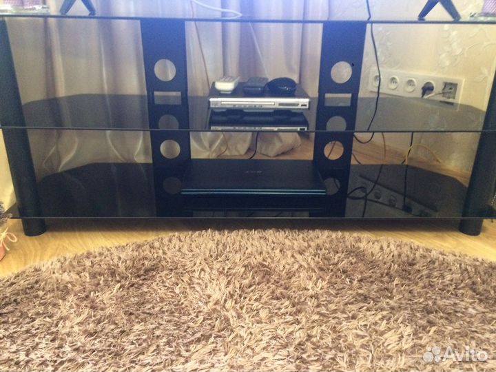 Тумба под телевизор черная стекло