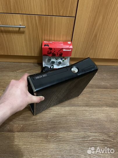 Xbox 360 slim прошитая freeboot