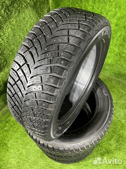 Michelin X-Ice North 4 SUV 235/55 R18 104T