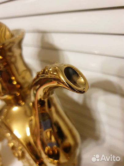 Чашки и кофейник