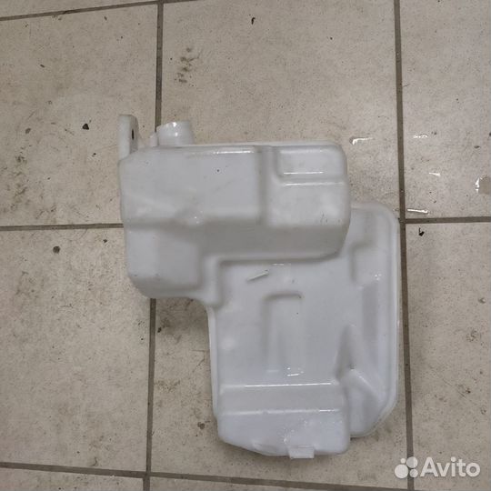 Бачек омывателя Skoda Octavia A7 новый Оригинал