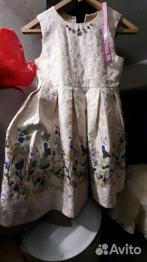 Продам вещи на девочку р.136-140