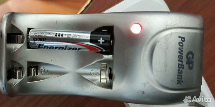 Зарядное устройство для аккумулятора 2аа и 3ааа