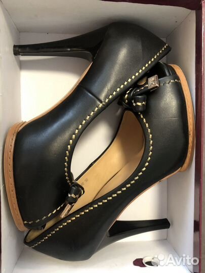 Туфли женские 38 размер черные