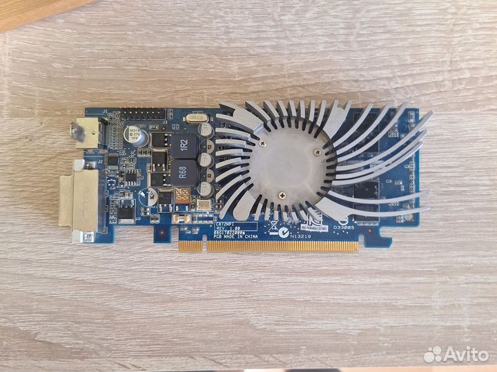 Видеокарта gt210