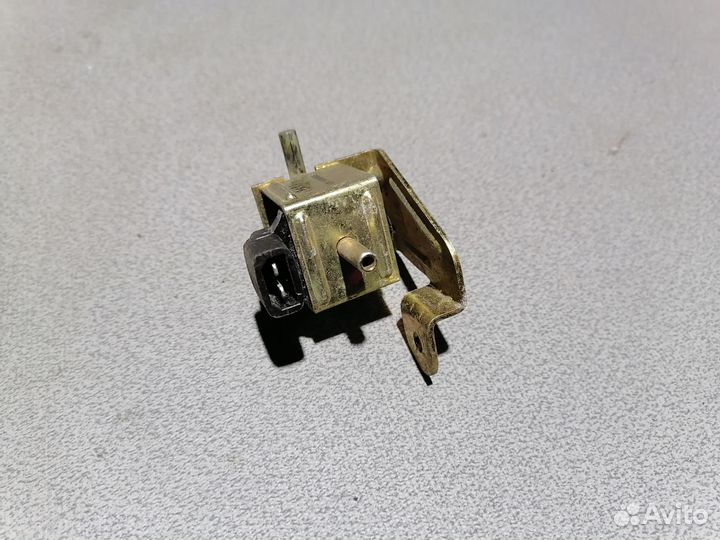 Opel Omega B клапан электромагнитный