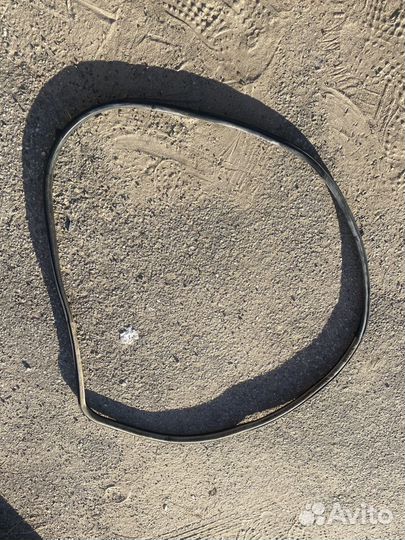 Уплотнитель передней правой двери Opel Vectra C