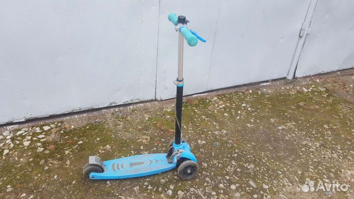 Самокат детский трехколесный