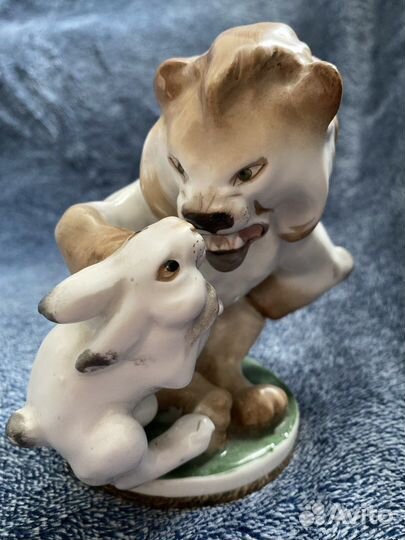 Советская статуэтка «Заяц во хмелю» лфз