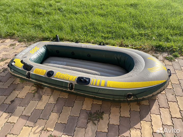 Надувная лодка intex seahawk 300