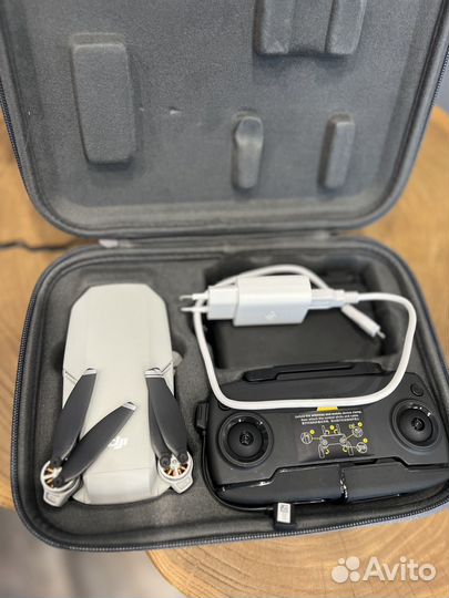 Квадрокоптер DJI Mavic Mini Fly More Combo