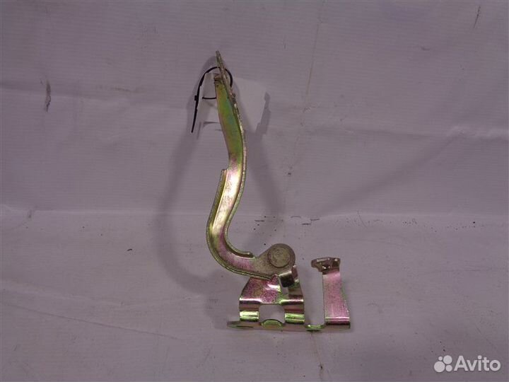 Петля капота передняя правая Lifan X50 2015