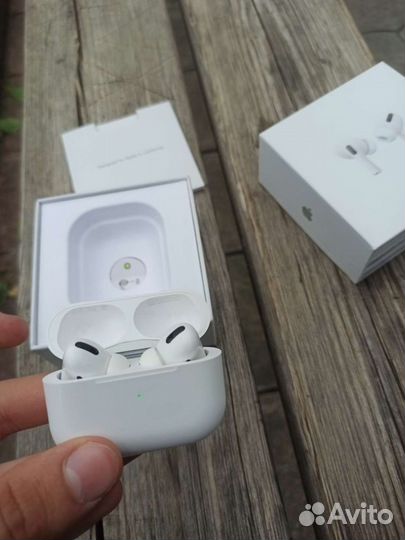 AirPods pro
