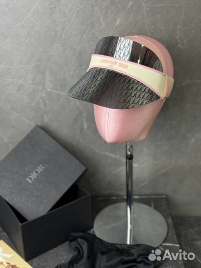 Козырек Christian Dior