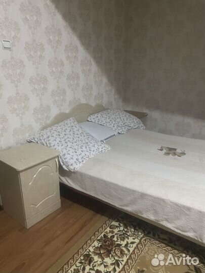 Спальный гарнитур бу