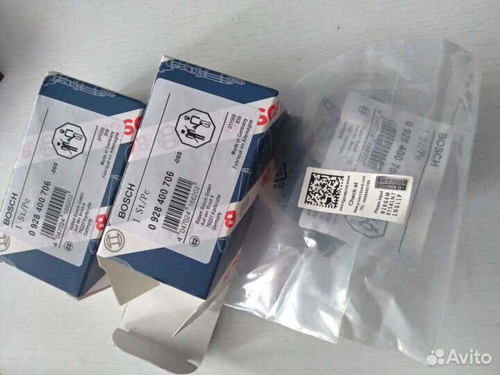 Регулятор давления топлива Bosch 0928400706