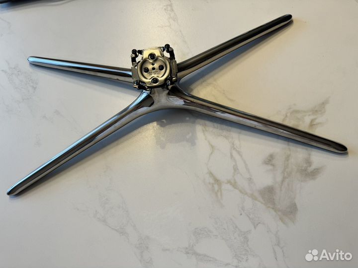 Подставка для телевизора Samsung BN-61