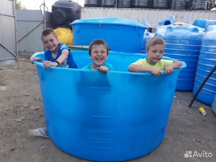 Емкость пластиковая для купели, бассейна 2000 л