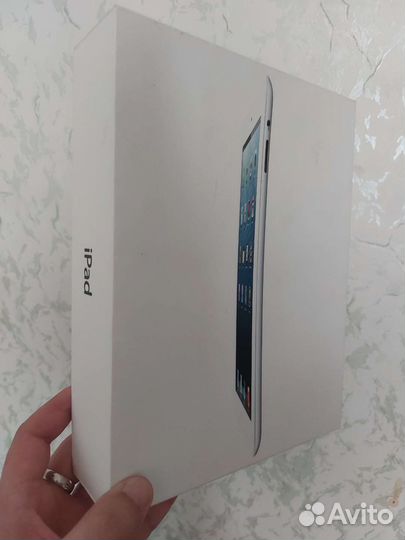 iPad 4 64gb wifi cellular