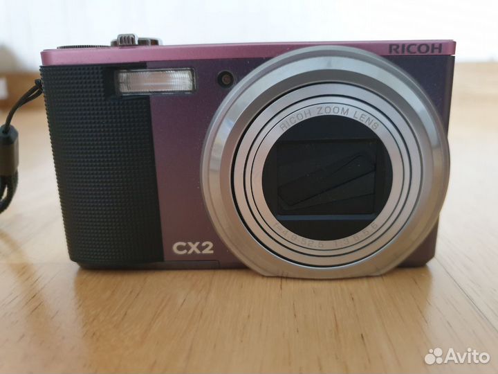 Цифровой компактный фотоаппарат Ricoh CX2