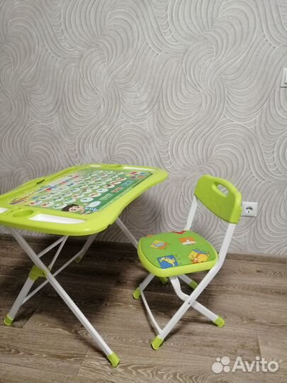 Детский стол и стульчик от 3х до 7 лет