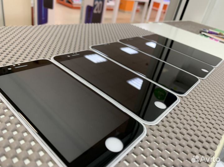 Стекла Антишпион для iPhone