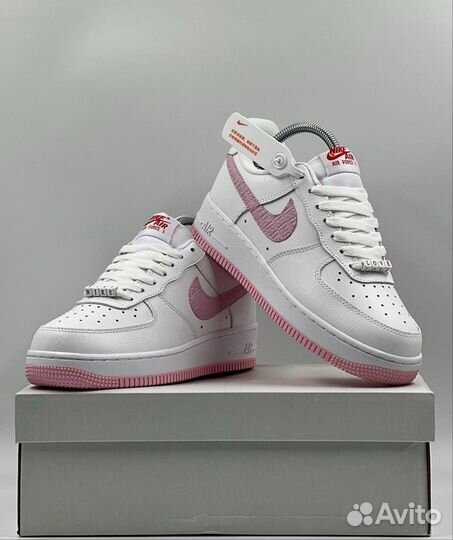 Кроссовки женские Nike Air Force 1