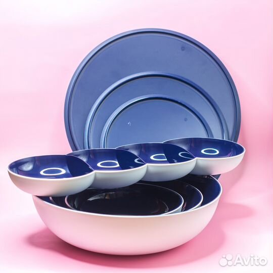 Сервировочный набор чаш с крышками + менажница