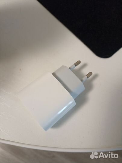 Зарядка на iPhone 20w оригинал